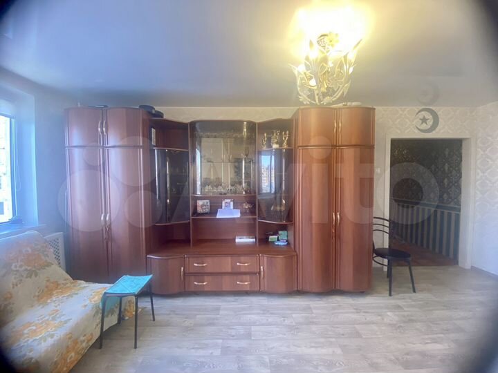 4-к. квартира, 67 м², 4/9 эт.