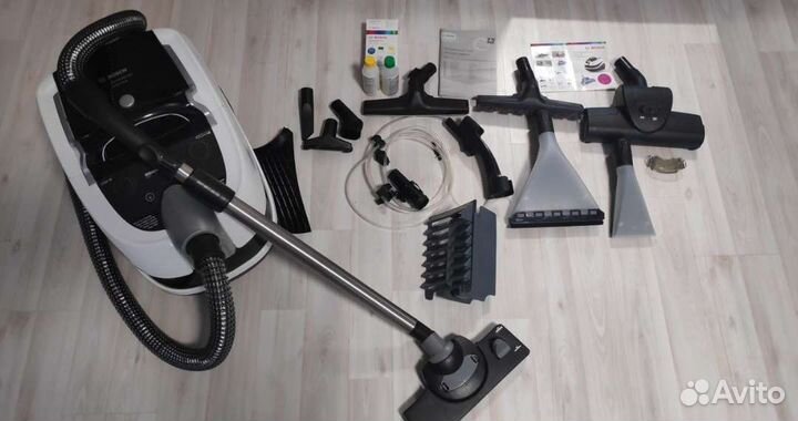 Моющий Пылесос Bosch Serie 4 ProPerform bwd421pro