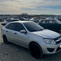 ВАЗ (LADA) Granta 1.6 MT, 2014, 230 000 км, с пробегом, цена 600 000 руб.