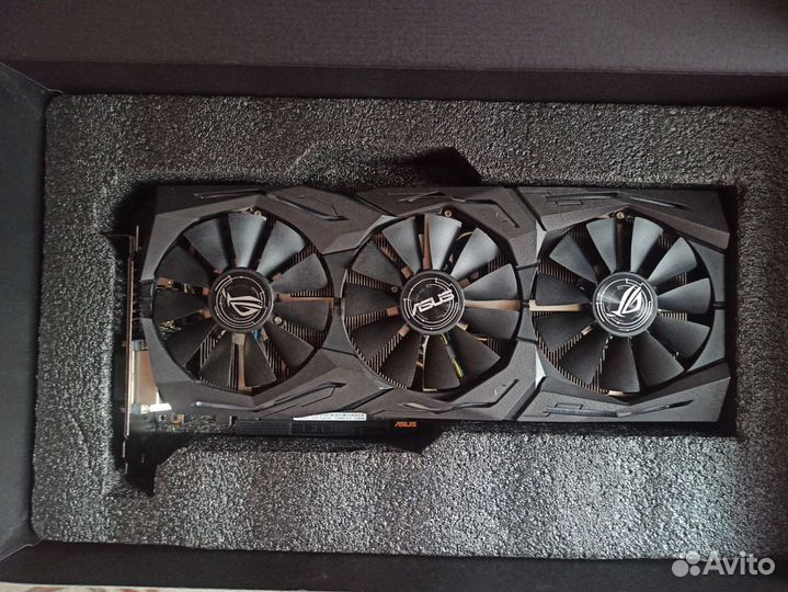Видеокарта GTX 1070 asus ROG strix 8 GB