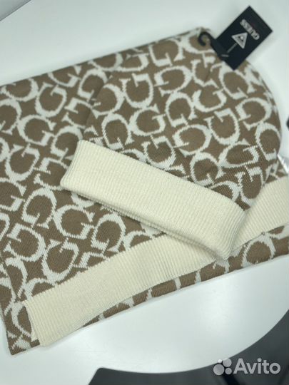 Женский шарф + шапка Guess