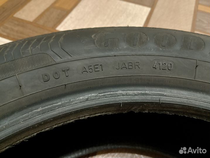 Goodyear EfficientGrip Performance 205/55 R17 91V