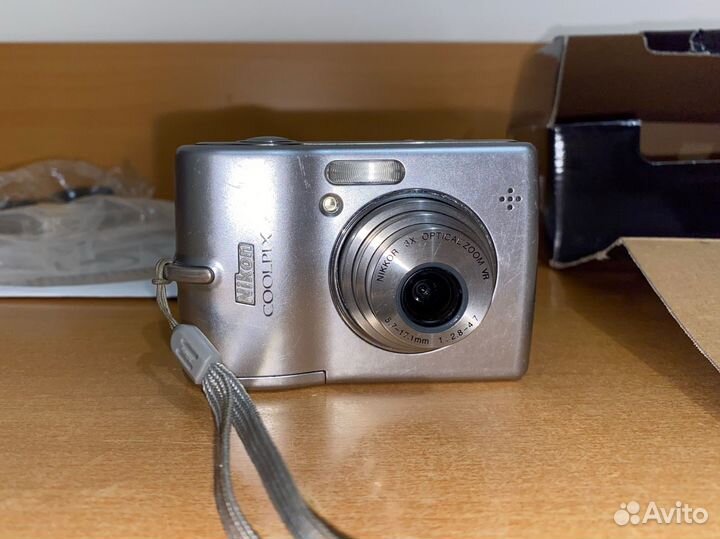 Компактный фотоаппарат nikon coolpix L12