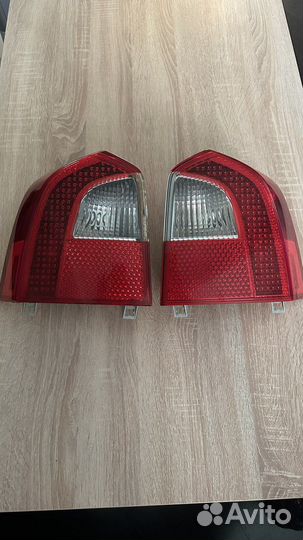 Задний фонарь правый volvo xc70