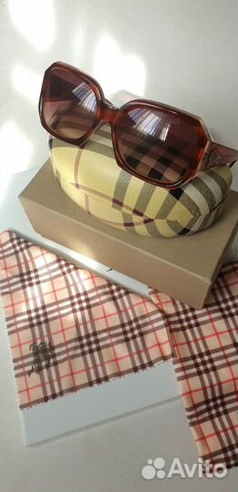 Новые фирменные солнцезащитные очки