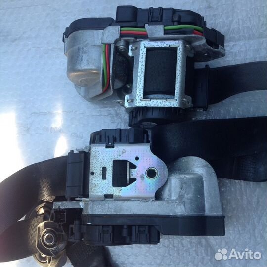 Ремень безопасности Mercedes 221