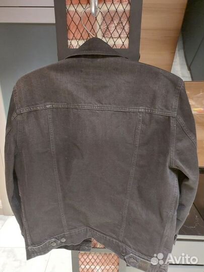 Джинсовая куртка mango