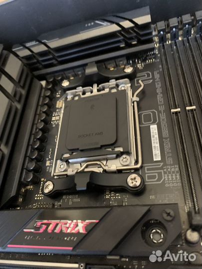 Asus ROG strix B650E-E gaming wifi