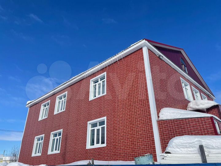 Дом 360 м² на участке 8 сот.