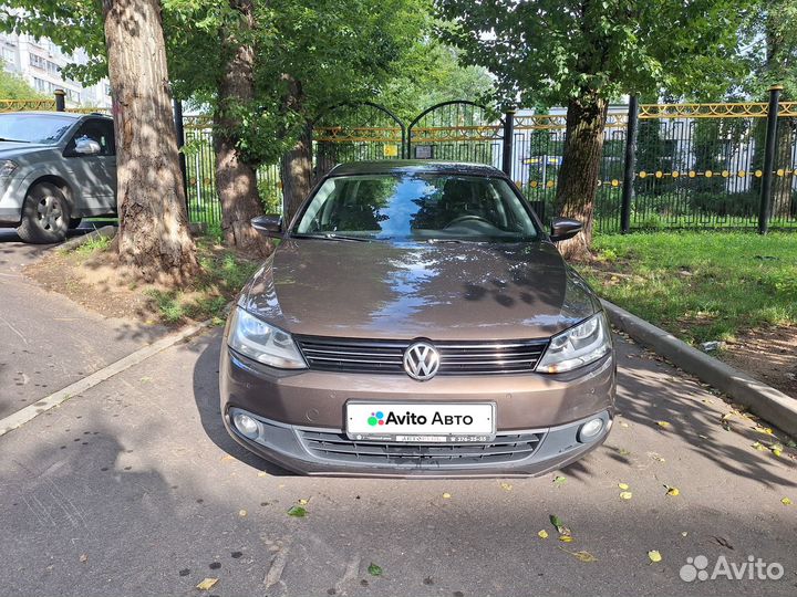 Volkswagen Jetta 1.6 AT, 2012, 184 000 км
