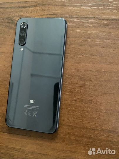 Xiaomi Mi 9 SE, 6/64 ГБ