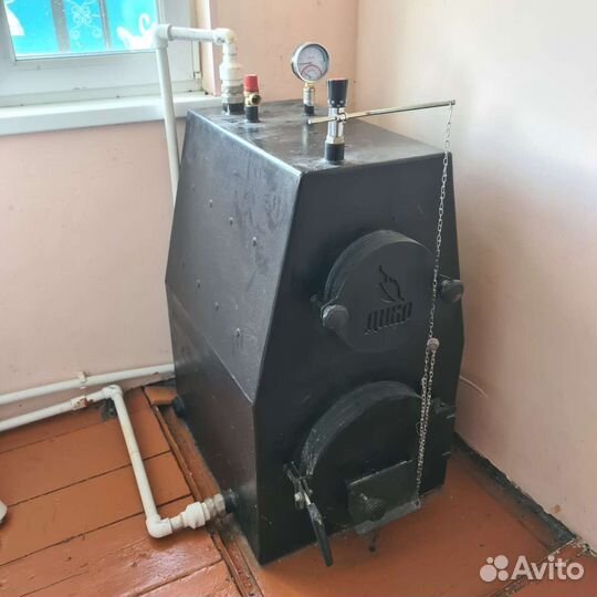 Печь для отопления дома бу