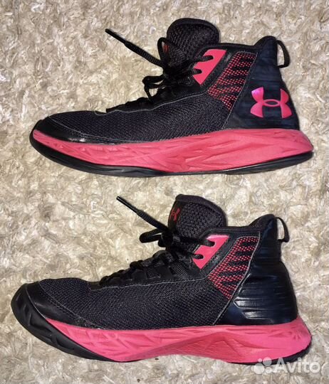 Кроссовки Under Armour BGS Jet 36 размер (37,5 EU)