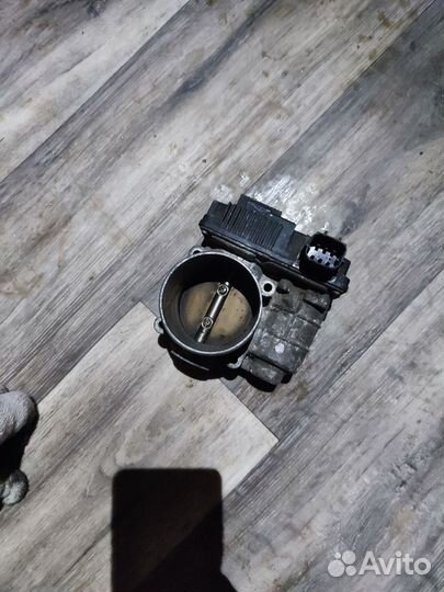 Заслонка дроссельная Nissan QR20DE QR25DE QR20DD