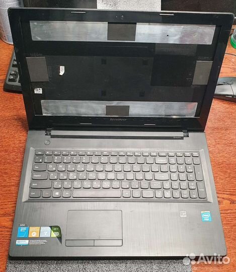 Ноутбук на запчасти (корпус)