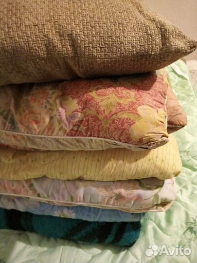 Подушки перо, синтепон, одеяло