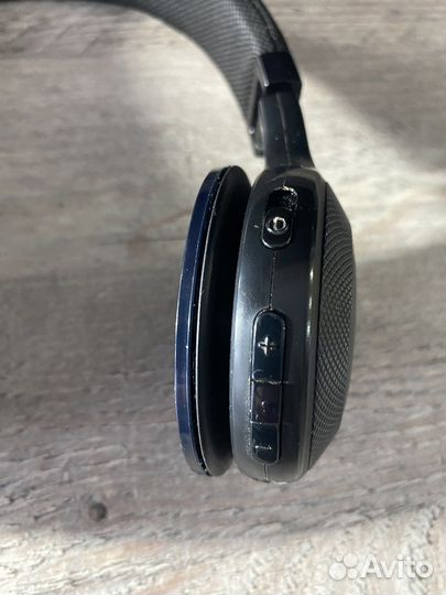 Беспроводные наушники jbl E45 bt