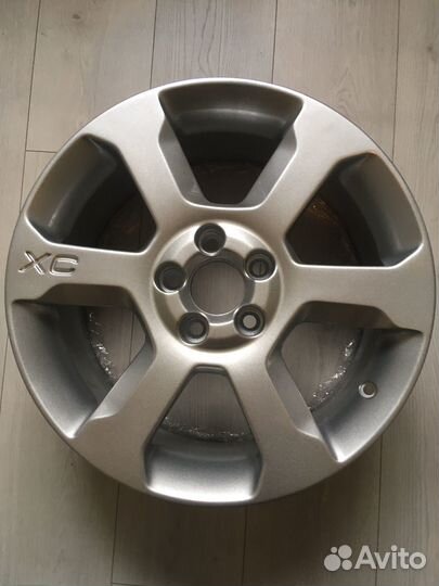 Комплект оригинальных дисков r 17 volvo xc 70