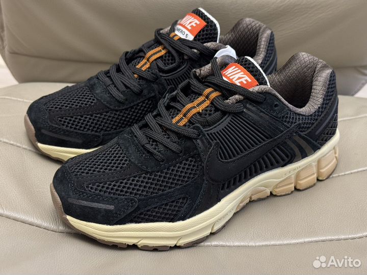 Nike zoom vomero 5