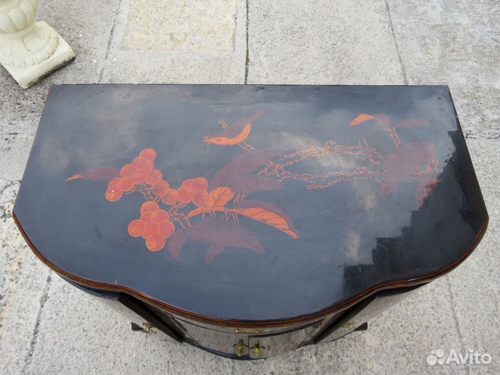 Старинный комод шинуазри. Тумба. Тумбочка. Массив