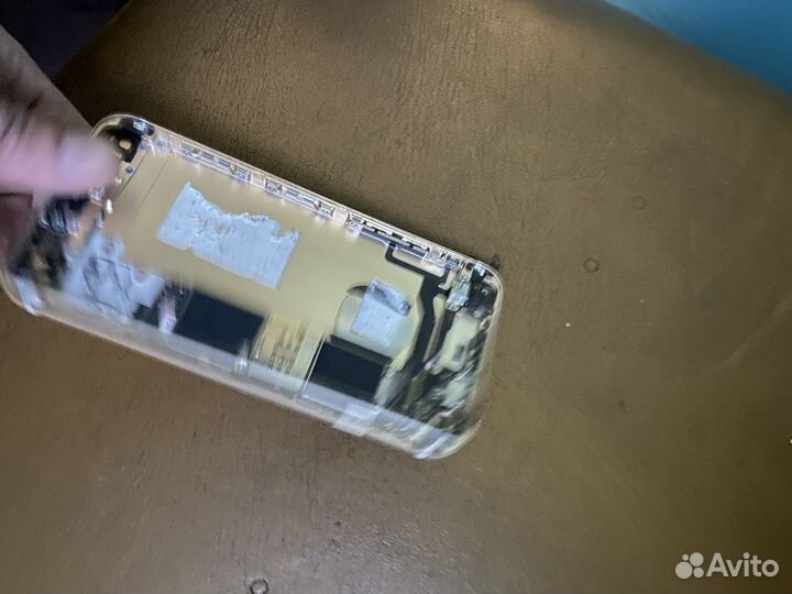 Задняя крышка на айфон 6s