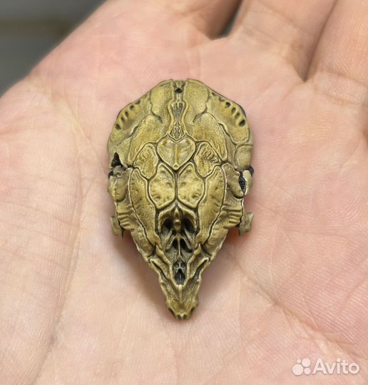 Фигурка,маска, predator prey