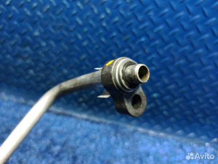 Трубка кондиционера Cadillac Escalade 3