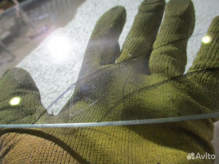 Стекло переднее правое Mitsubishi Lancer 9