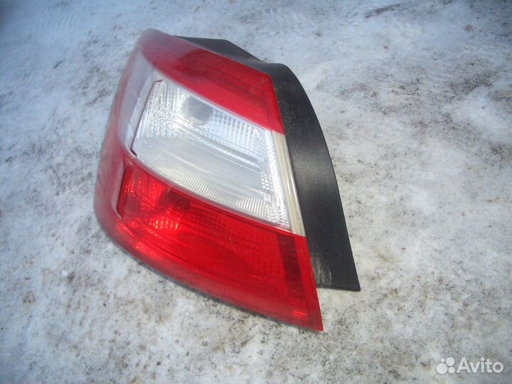 Фонарь левый наружный Форд Фокус 3 с11