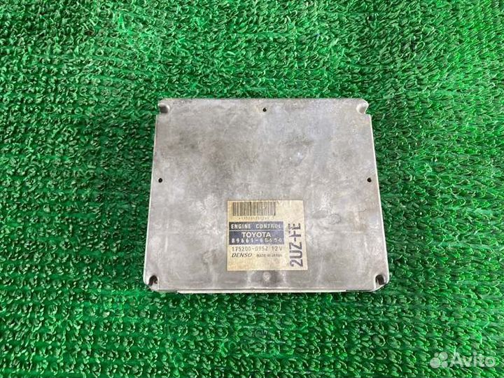 Блок управления двс Toyota land cruiser, Lx470