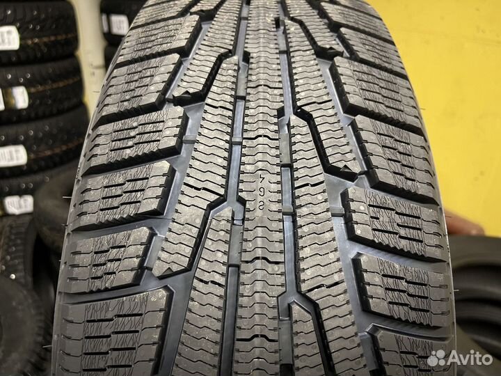 Ikon Tyres Character Snow 2 SUV 235/70 R16 106R