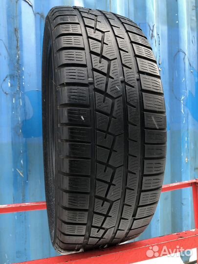 Yokohama W.Drive V902B 235/55 R20