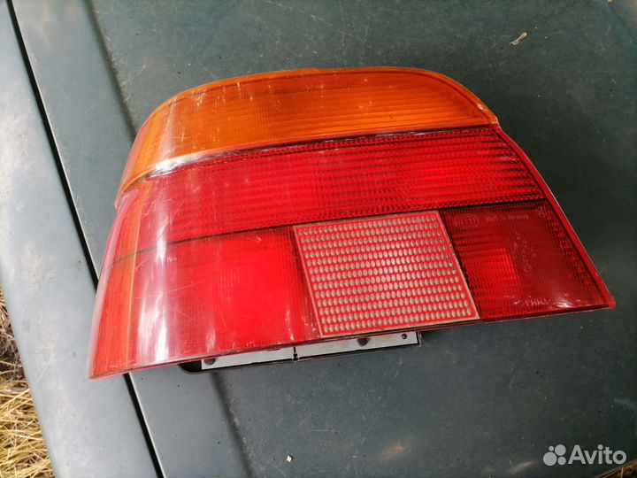 Фонарь задний левый