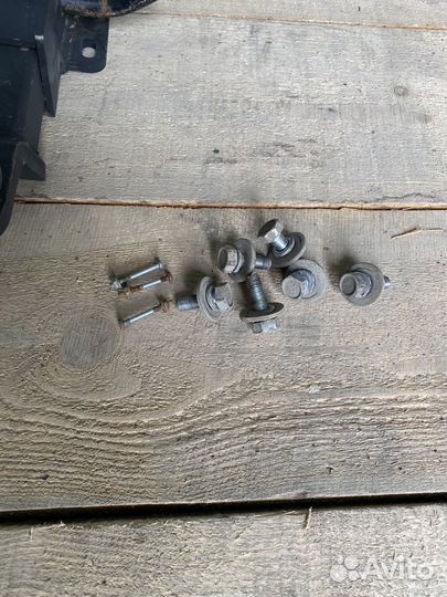 Фаркоп Bosal с квадратом Нива Шевроле / Трэвел