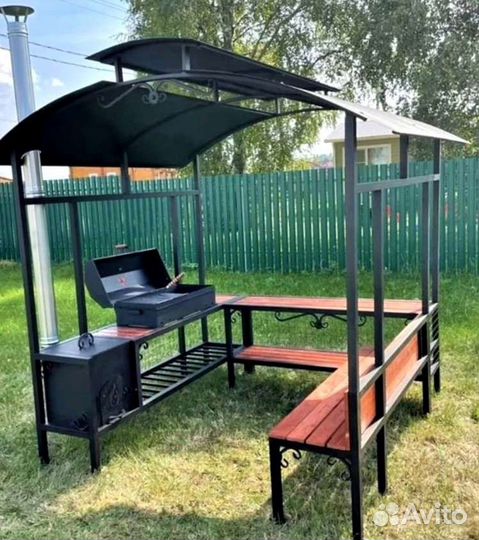 Беседка с мангалом