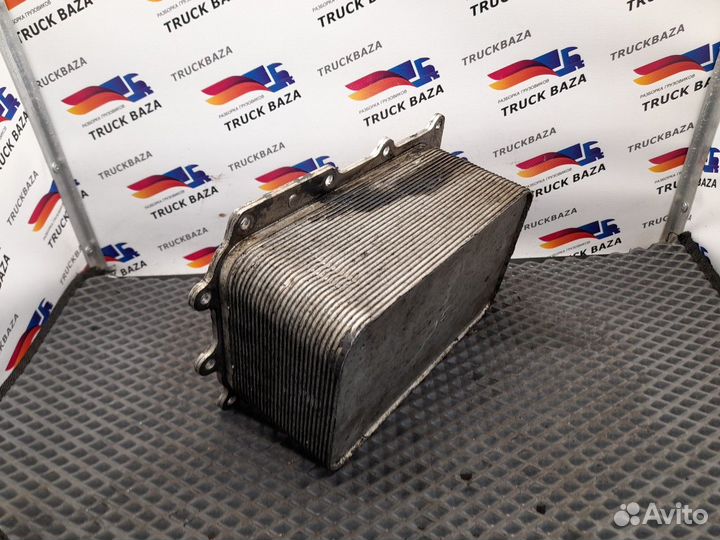 1725348 Радиатор масляный Daf XF105