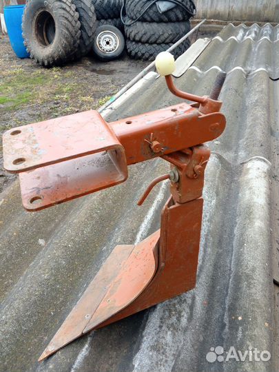 Плуг для мотоблока каскад