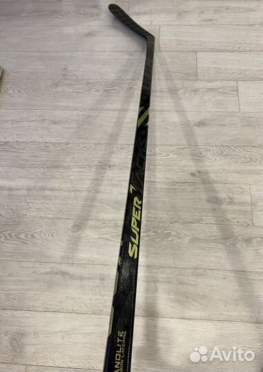 Клюшка хоккейная