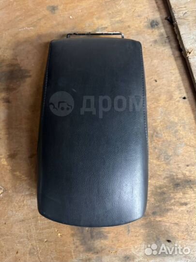 Подлокотник Nissan Teana J32 VQ25DE 2008