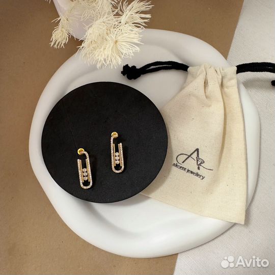 Серьги messika