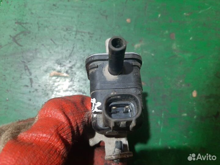 Клапан вакуумный Toyota Corolla 150 1ZR 2008