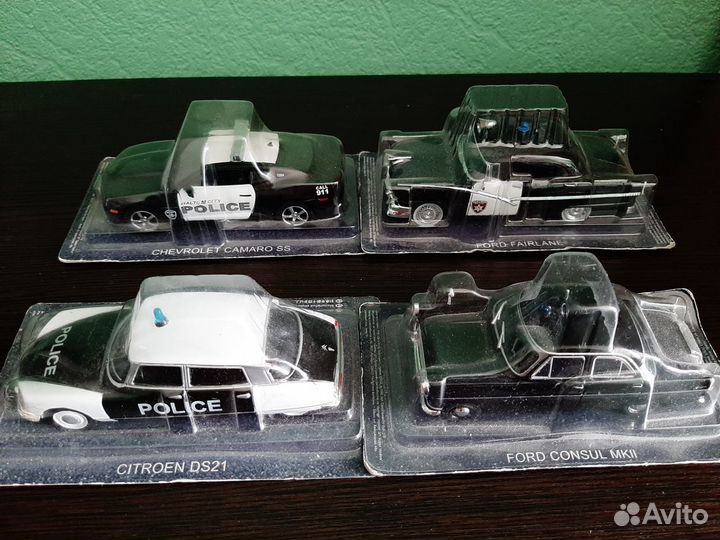 Полицейские машины мира в блистерах (1) 1/43
