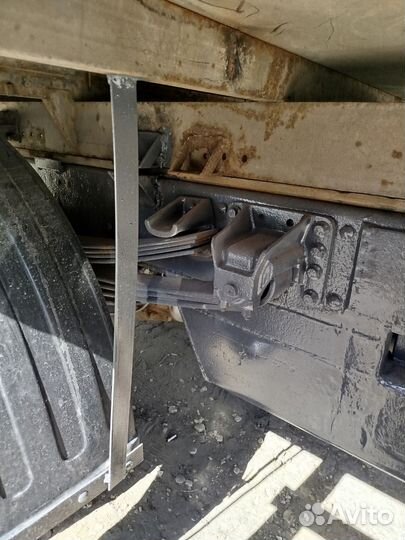 Бортовой грузовик Volvo FL 6 с КМУ Tadano, 1996