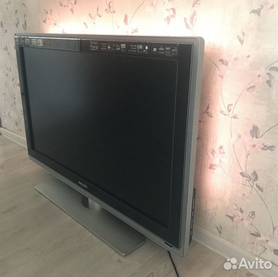 Телевизор на запчасти Philips 42pfl9732d/10