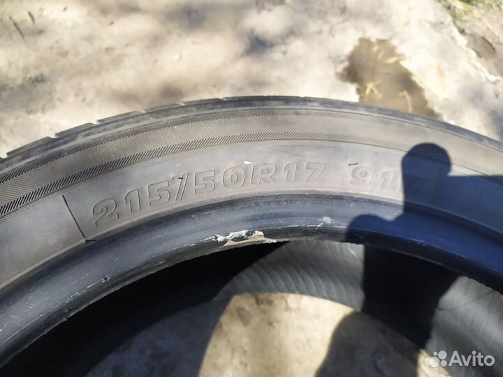 Kumho Solus KH17 215/50 R17 91V