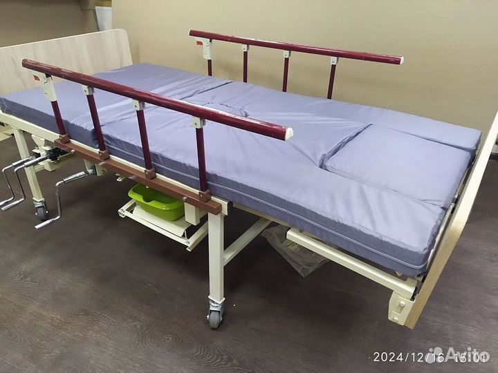 Кровать функциональная для ухода за больными