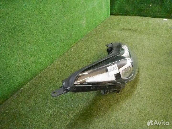 Фара правая Kia Sportage