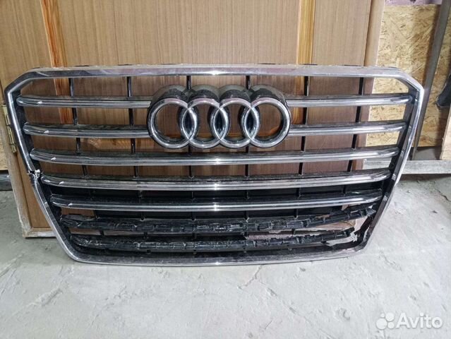 Решетка радиатора ауди а8