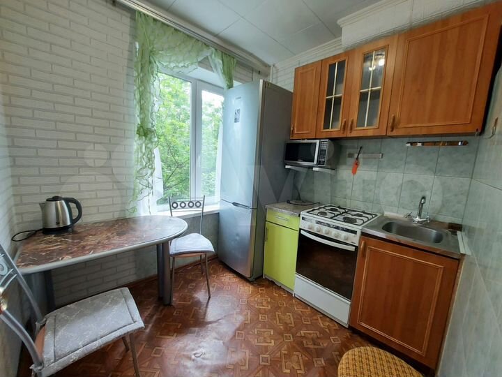 2-к. квартира, 48 м², 4/5 эт.