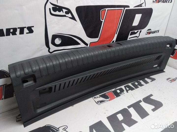 Накладка замка багажника Volkswagen Tiguan I реста